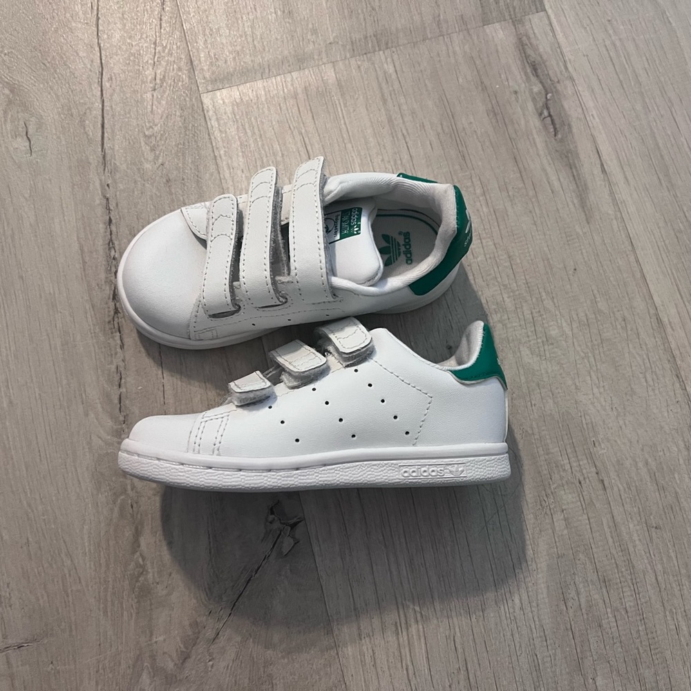 Adidas Stan Smiths- Toddler size 7